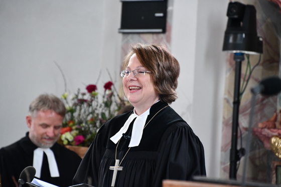 &Ouml;sterreich hat eine sehr fr&ouml;hliche Bisch&ouml;fin - Cornelia Richter
